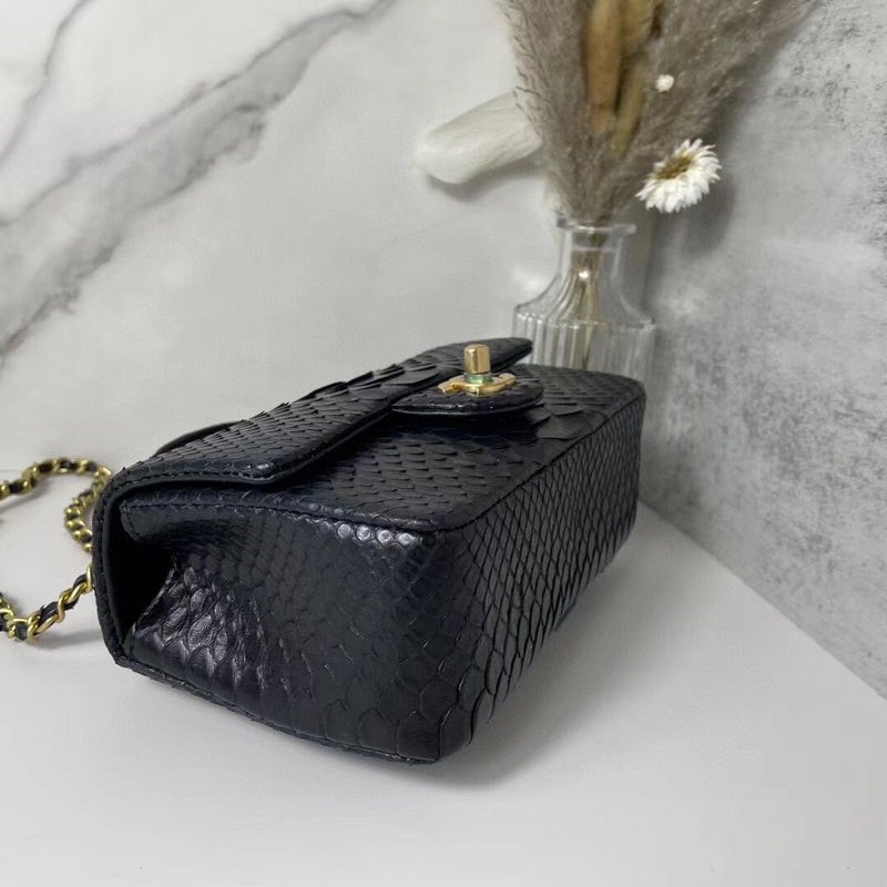 Luxe Touch Bags 

 -  Bags - 3155
