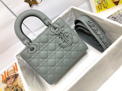 LTB - Luxe Touch Bags - 1607