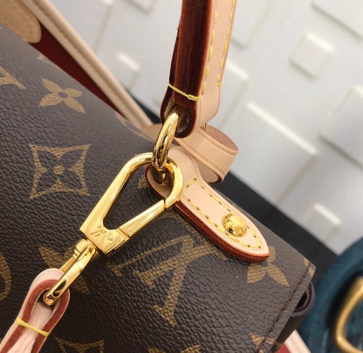 Luxe Touch Bags -   3037