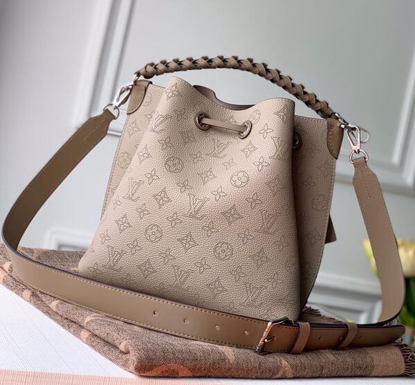 Luxe Touch Bags -   2979