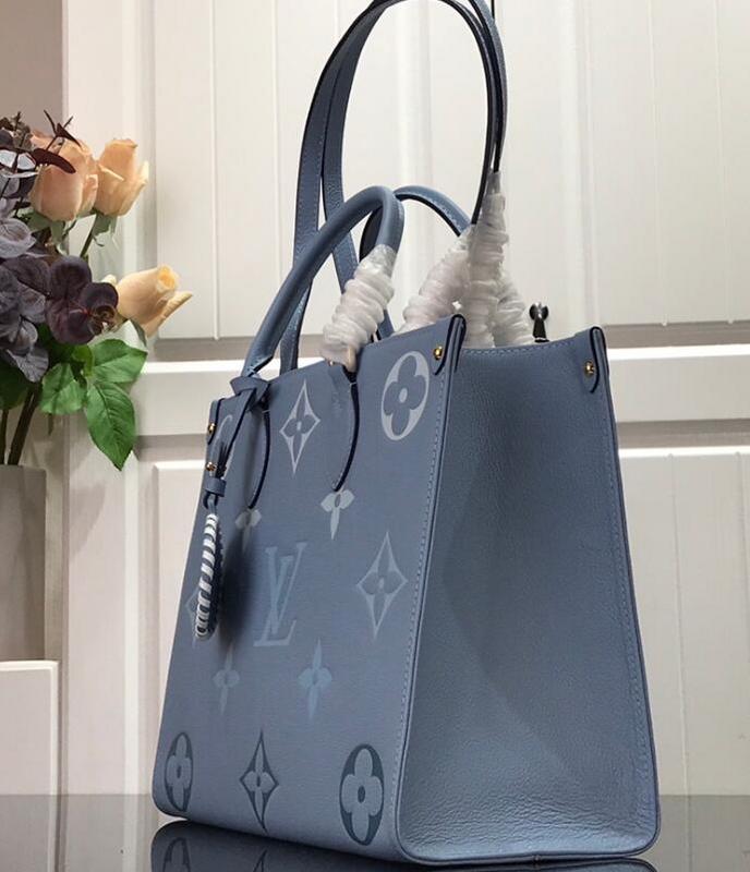 Luxe Touch Bags -   2457