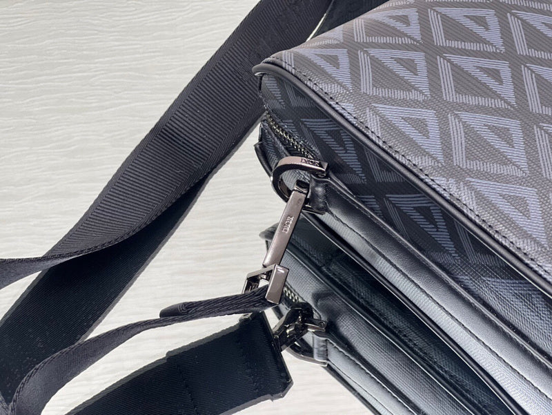 LTB - Luxe Touch Bags - 1568