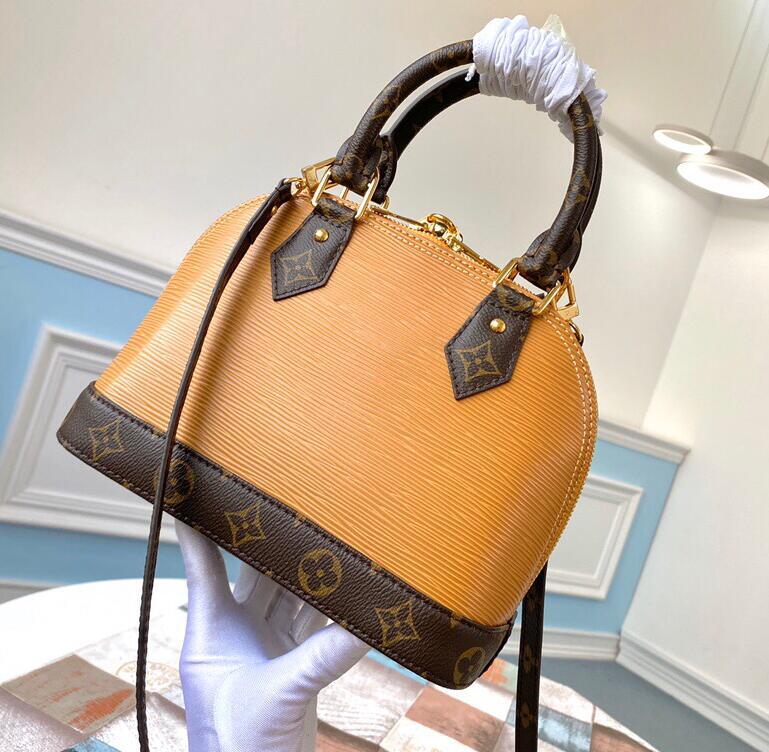 Luxe Touch Bags -   3174