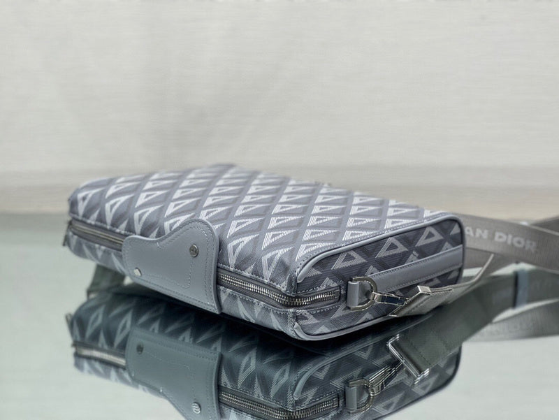 LTB - Luxe Touch Bags - 1572