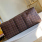Luxe Touch Bags -   2610