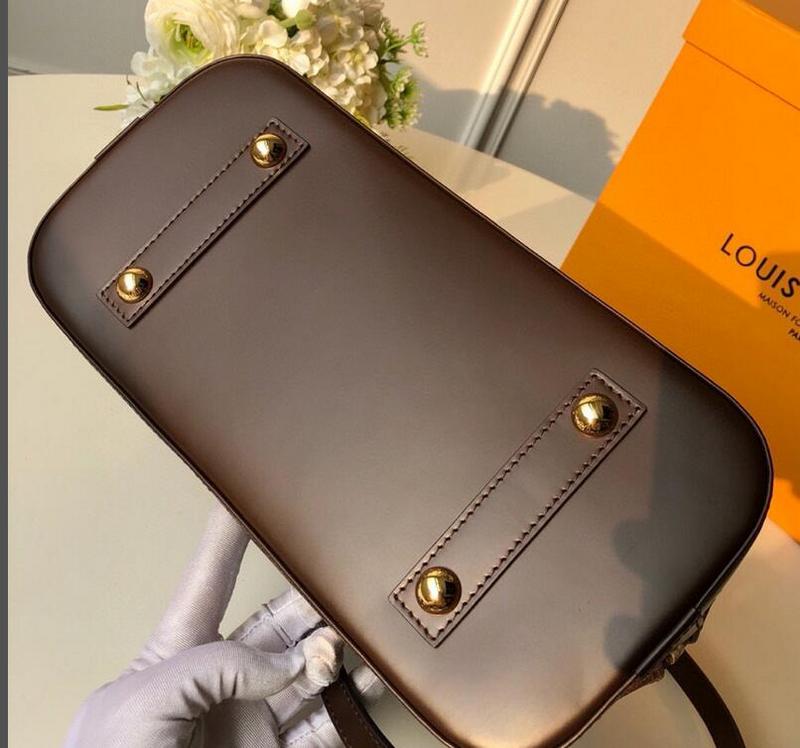 Luxe Touch Bags -   3017