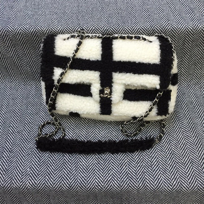 Luxe Touch Bags 

 -  Bags - 3507