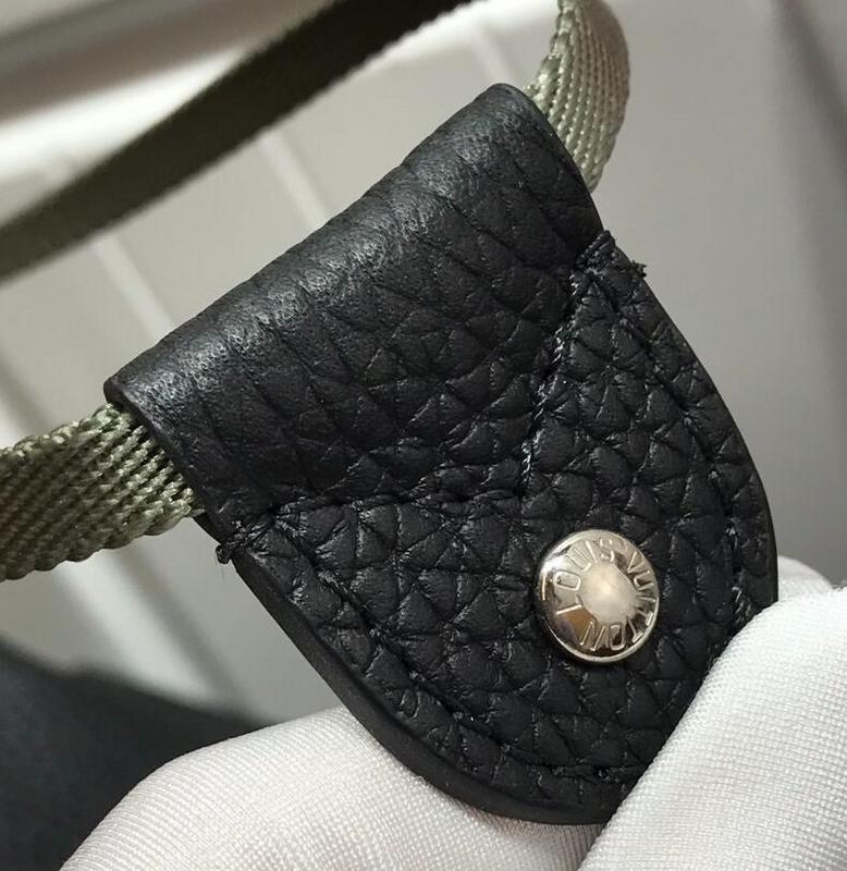 Luxe Touch Bags -   2195