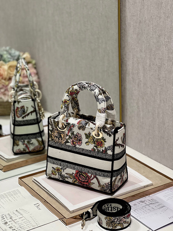 LTB - Luxe Touch Bags - 078