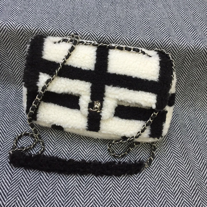 Luxe Touch Bags 

 -  Bags - 3507