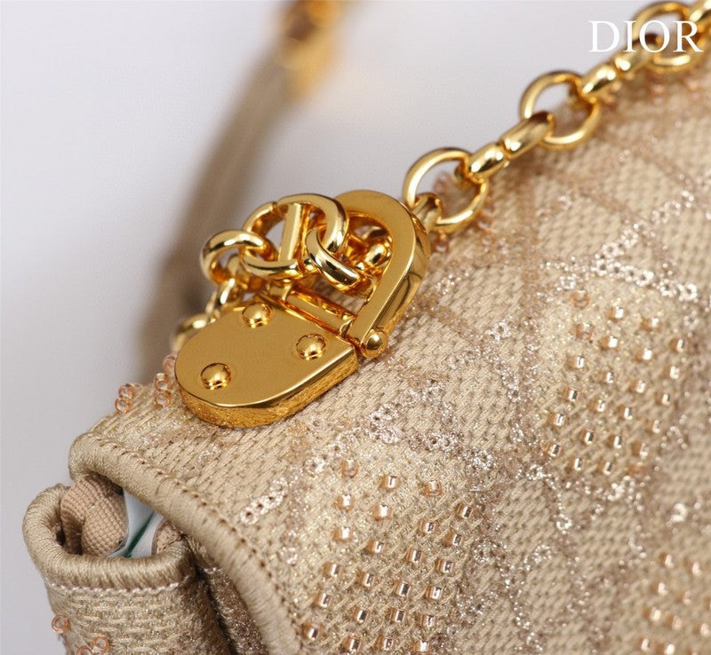 LTB - Luxe Touch Bags - 2014