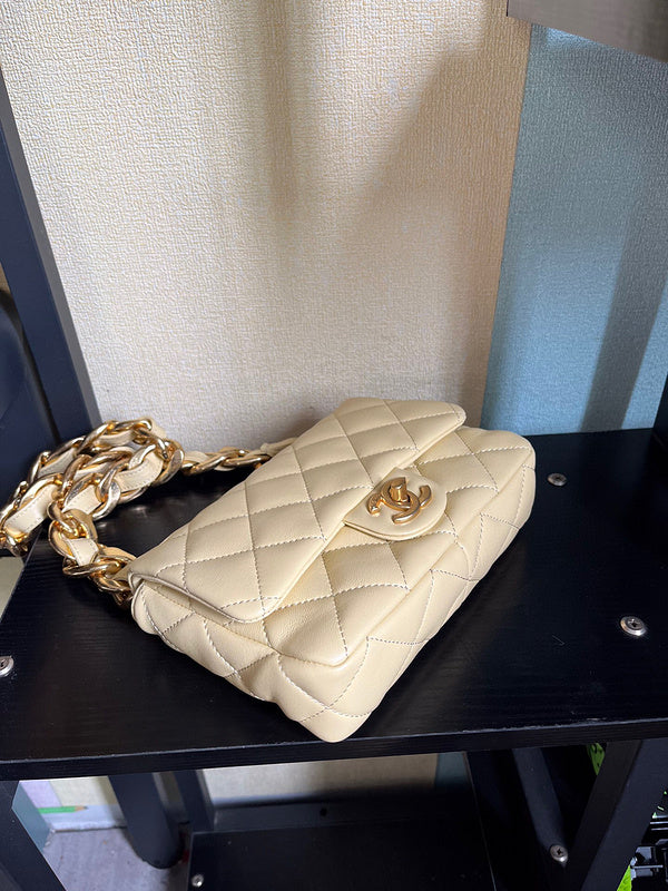 Luxe Touch Bags 

 -  Bags - 3096