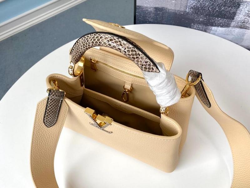 Luxe Touch Bags -   2589