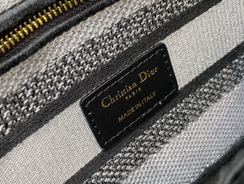 LTB - Luxe Touch Bags - 039