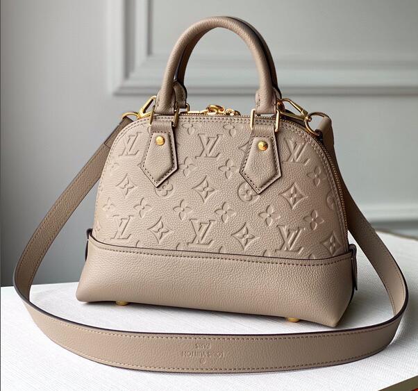 Luxe Touch Bags -   2992