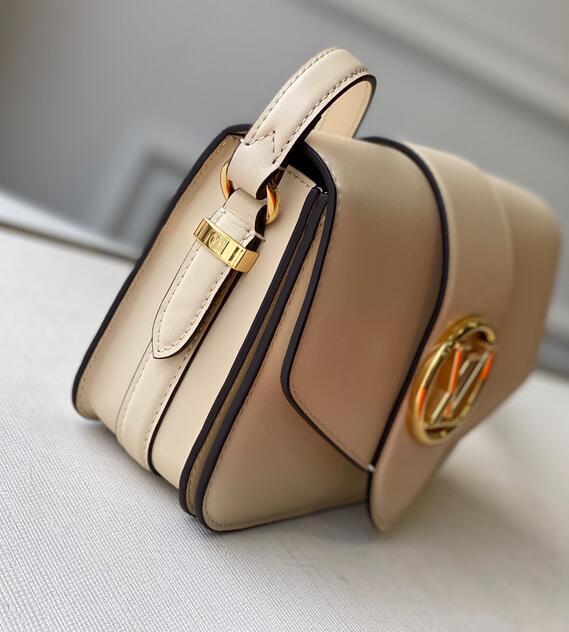 Luxe Touch Bags -   2986