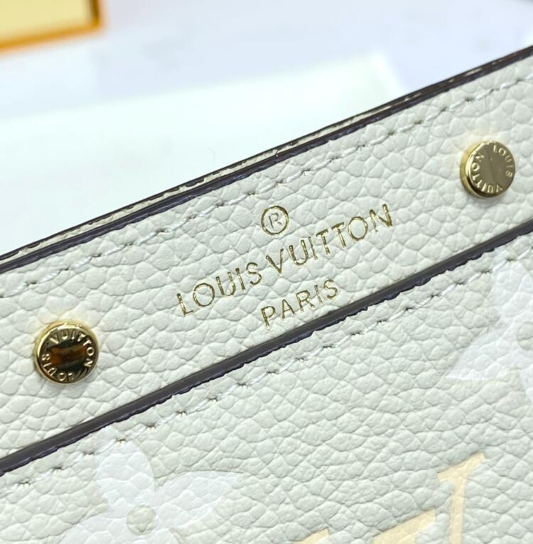 Luxe Touch Bags -   2467