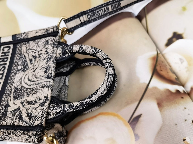LTB - Luxe Touch Bags - 2065
