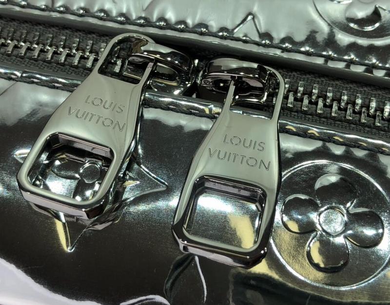 Luxe Touch Bags -   2125