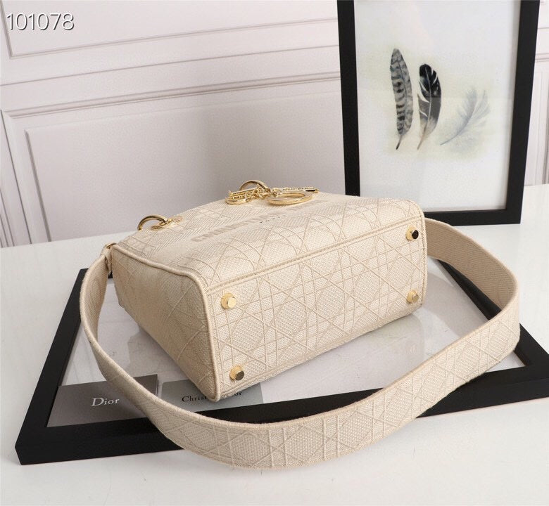 LTB - Luxe Touch Bags - 086