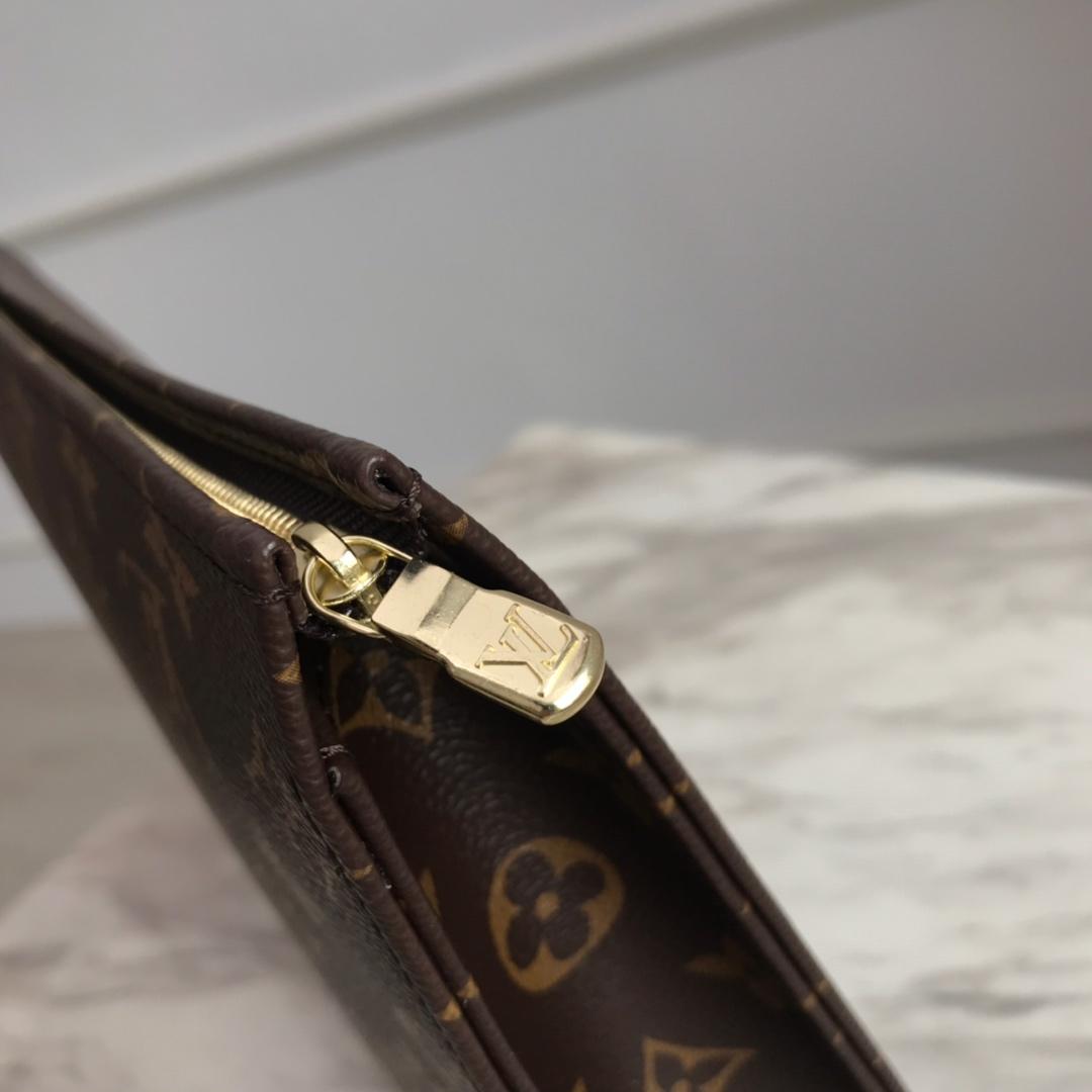 Luxe Touch Bags