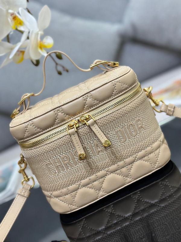 LTB - Luxe Touch Bags - 066