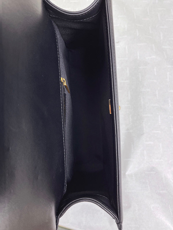 Luxe Touch Bags 

 -  Bags - 3379
