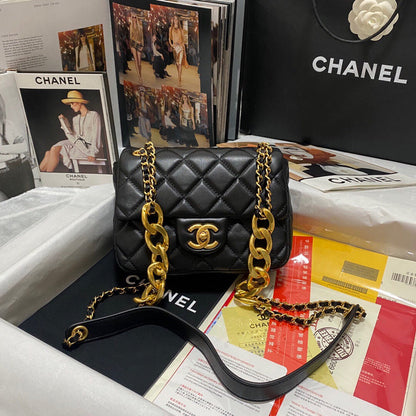 Luxe Touch Bags 

 -  Bags - 3349