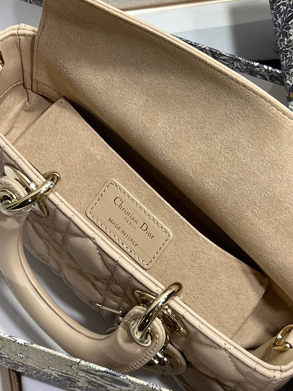 LTB - Luxe Touch Bags - 693
