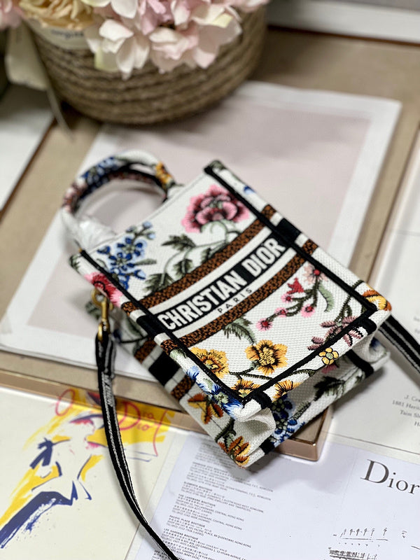 LTB - Luxe Touch Bags - 739