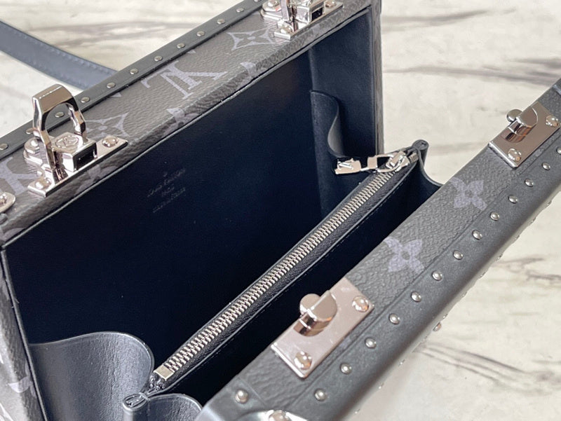 Fashion Luxe Touch bags - 4857