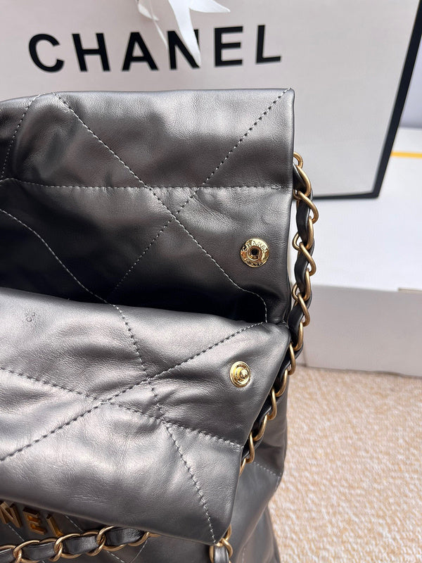 Luxe Touch Bags 

 -  Bags - 3100