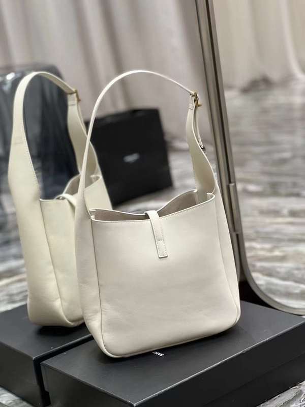 Luxe Touch - SLY Bags 512