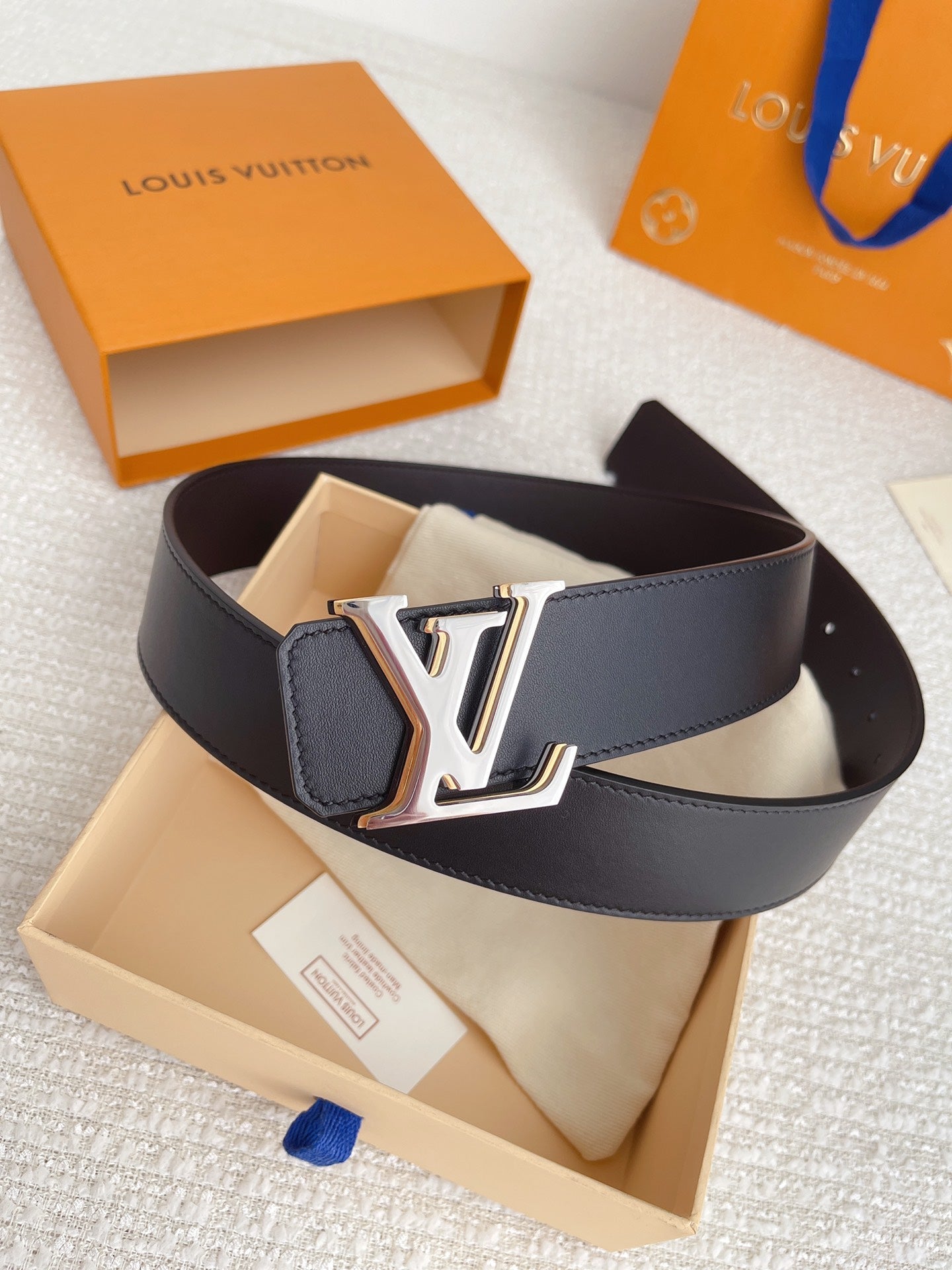 LTB  -Luxury  LUV  BELTS 030