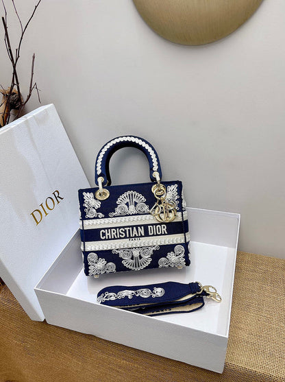 LTB - Luxe Touch Bags - 082