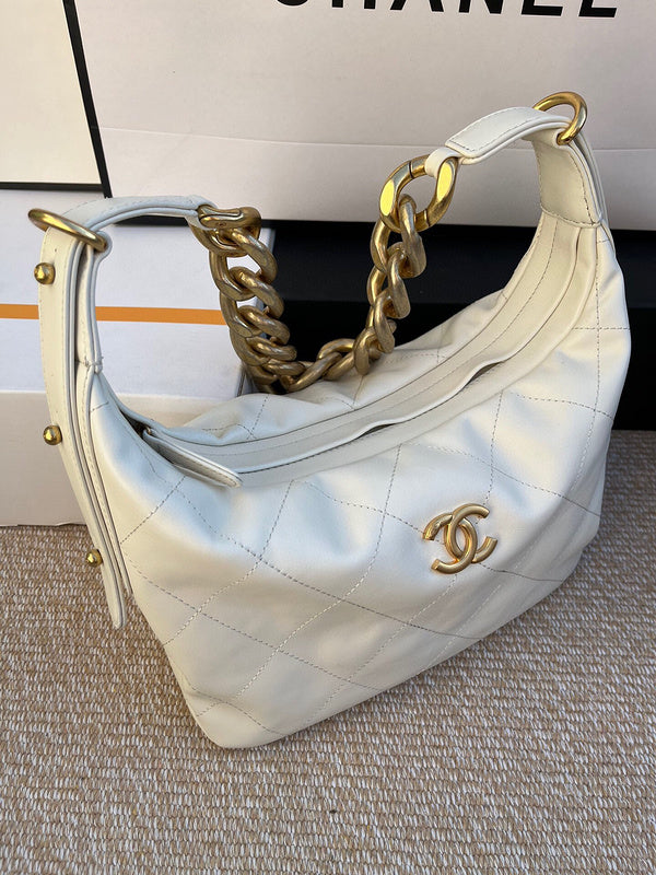 Luxe Touch Bags 

 -  Bags - 3428