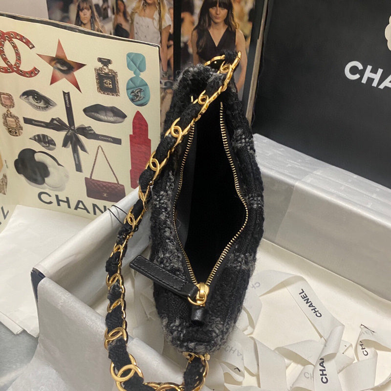 Luxe Touch Bags 

 -  Bags - 2710