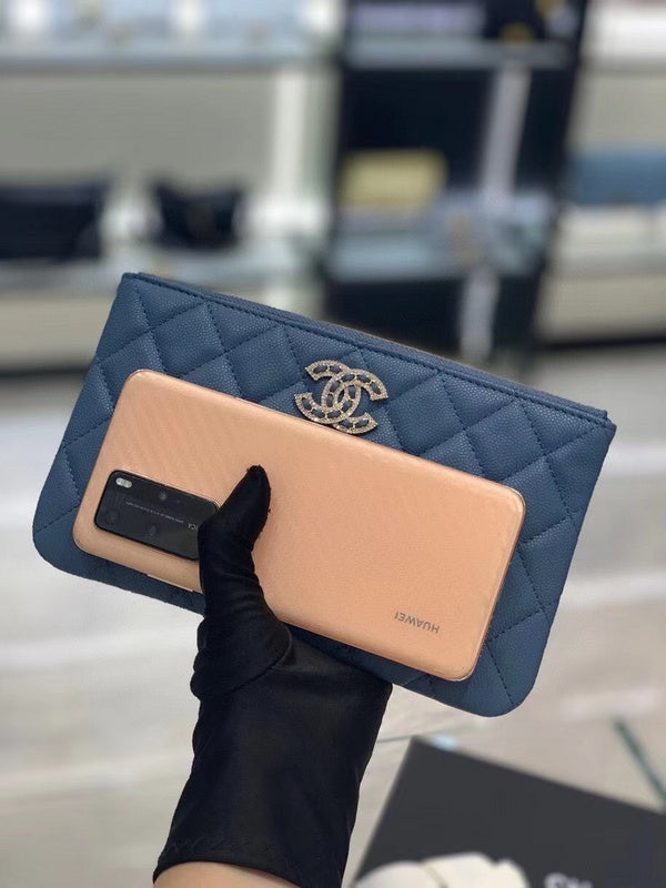 Luxe Touch Bags 

 -  Bags - 2989