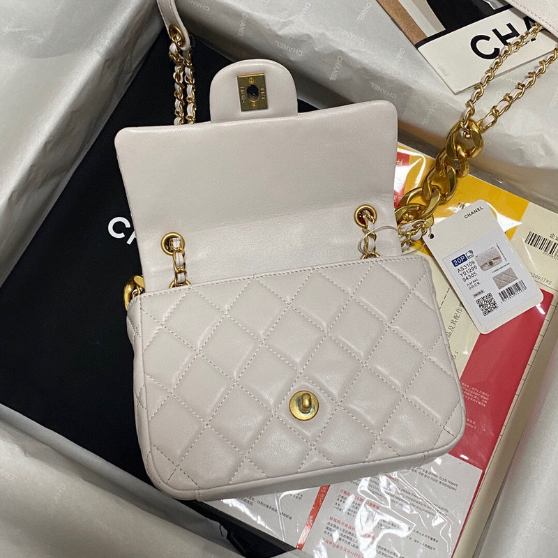Luxe Touch Bags 

 -  Bags - 3358