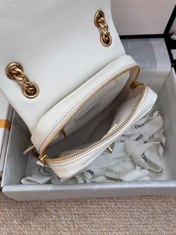 Luxe Touch Bags 

 -  Bags - 3385