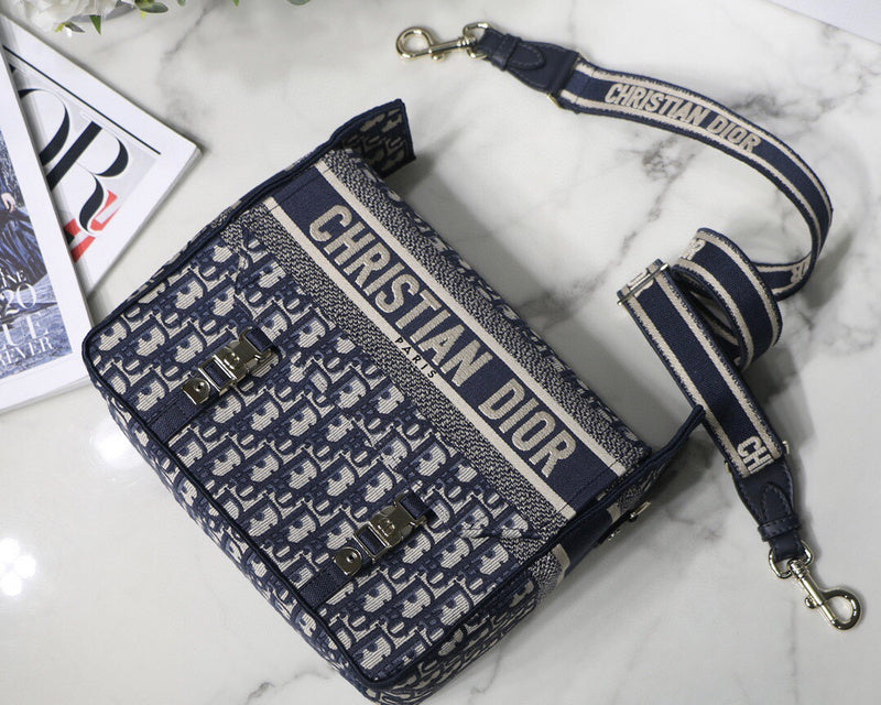 LTB - Luxe Touch Bags - 694