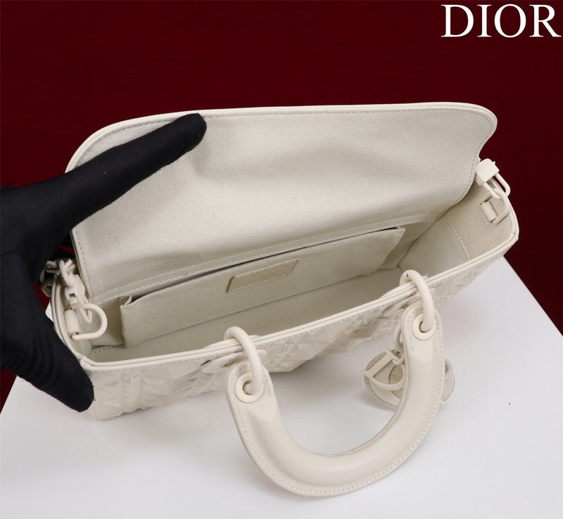 LTB - Luxe Touch Bags - 1223