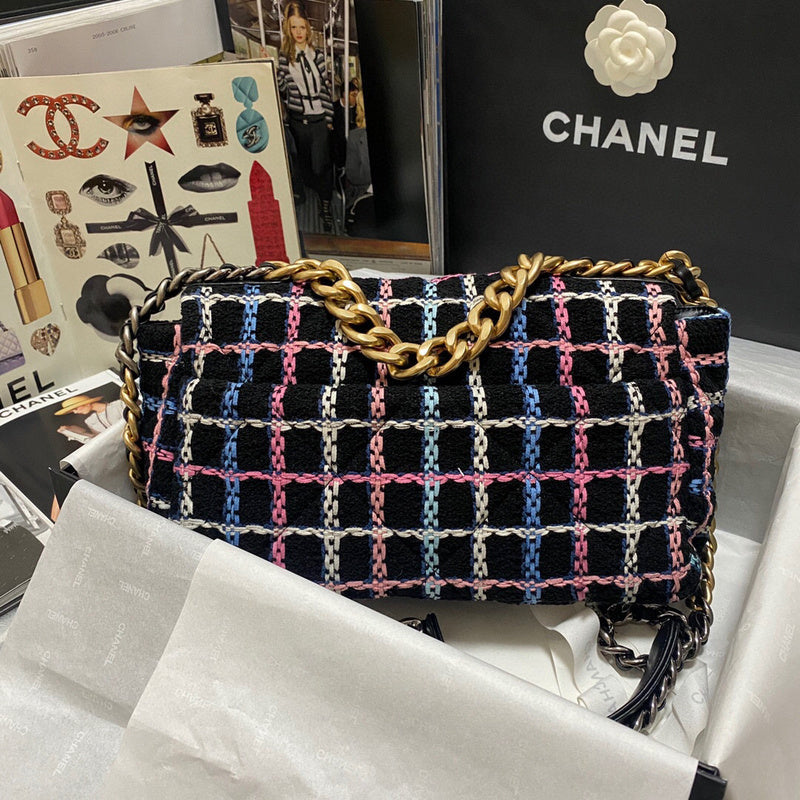 Luxe Touch Bags 

 -  Bags - 3300