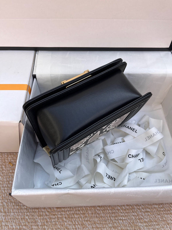 Luxe Touch Bags 

 -  Bags - 3417