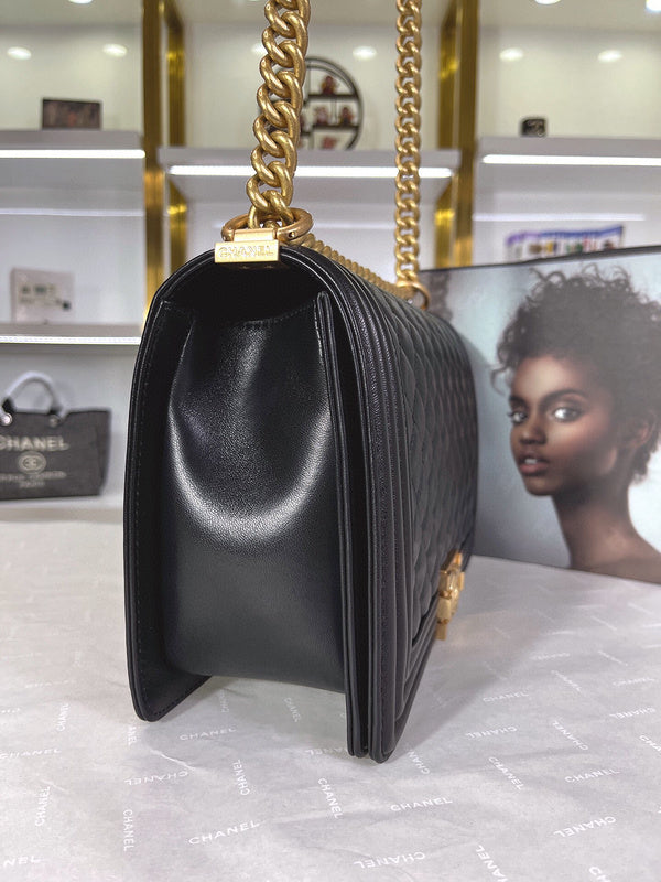 Luxe Touch Bags 

 -  Bags - 3366