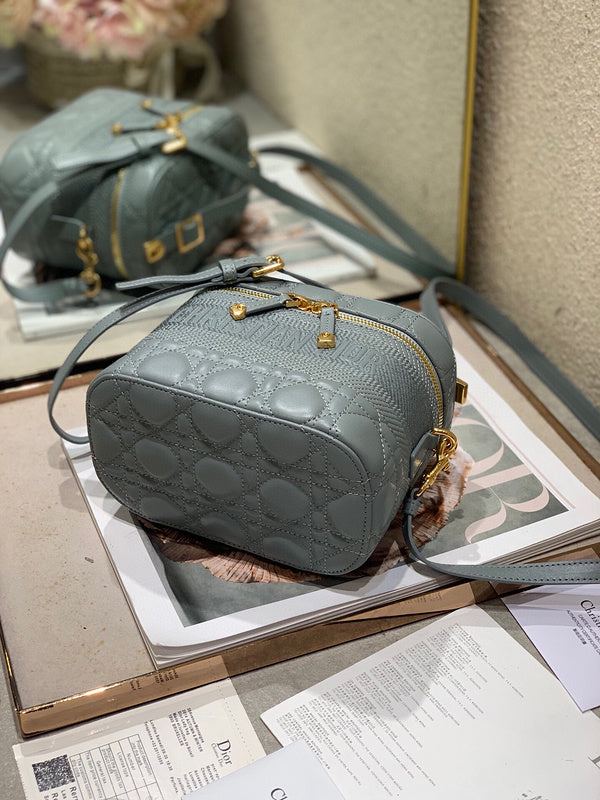 LTB - Luxe Touch Bags - 1931