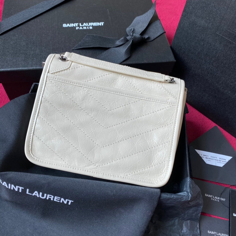 Luxe Touch - SLY Bags 376