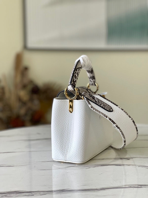 Fashion Luxe Touch bags - 5558