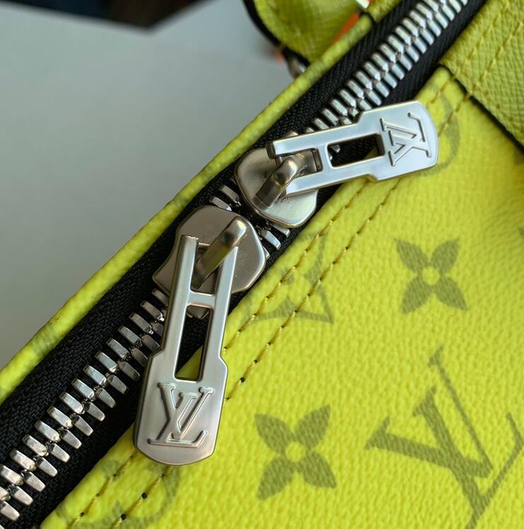Luxe Touch Bags -   3069