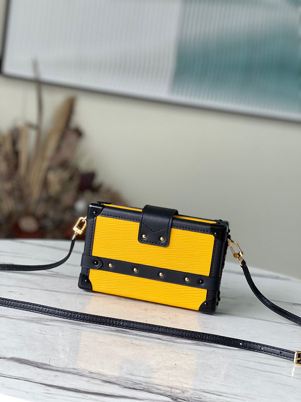 Fashion Luxe Touch bags - 4979